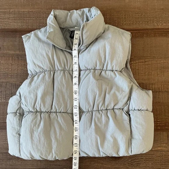 H&M Light Gray Cropped Jacket Vest Women’s Medium - Picture 3 of 10